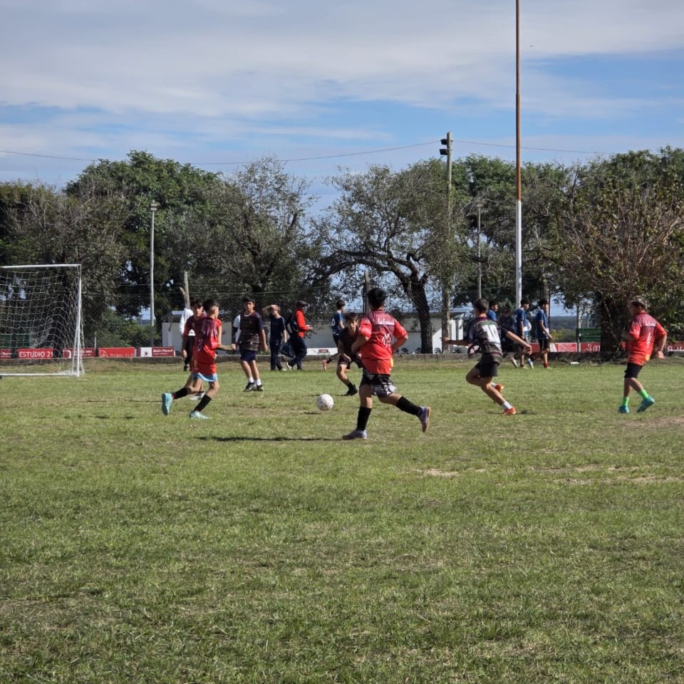 Intercolegiales de fútbol: se vivió una nueva jornada con gran participación estudiantil